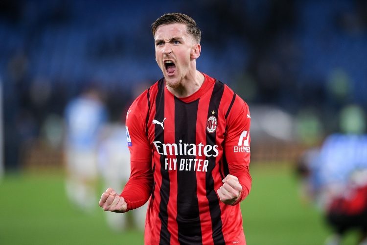 Kaiyun开云官方网站中国登录-隆戈:萨勒马科尔斯今日进行单独训练,其余仅希门尼斯缺席训练