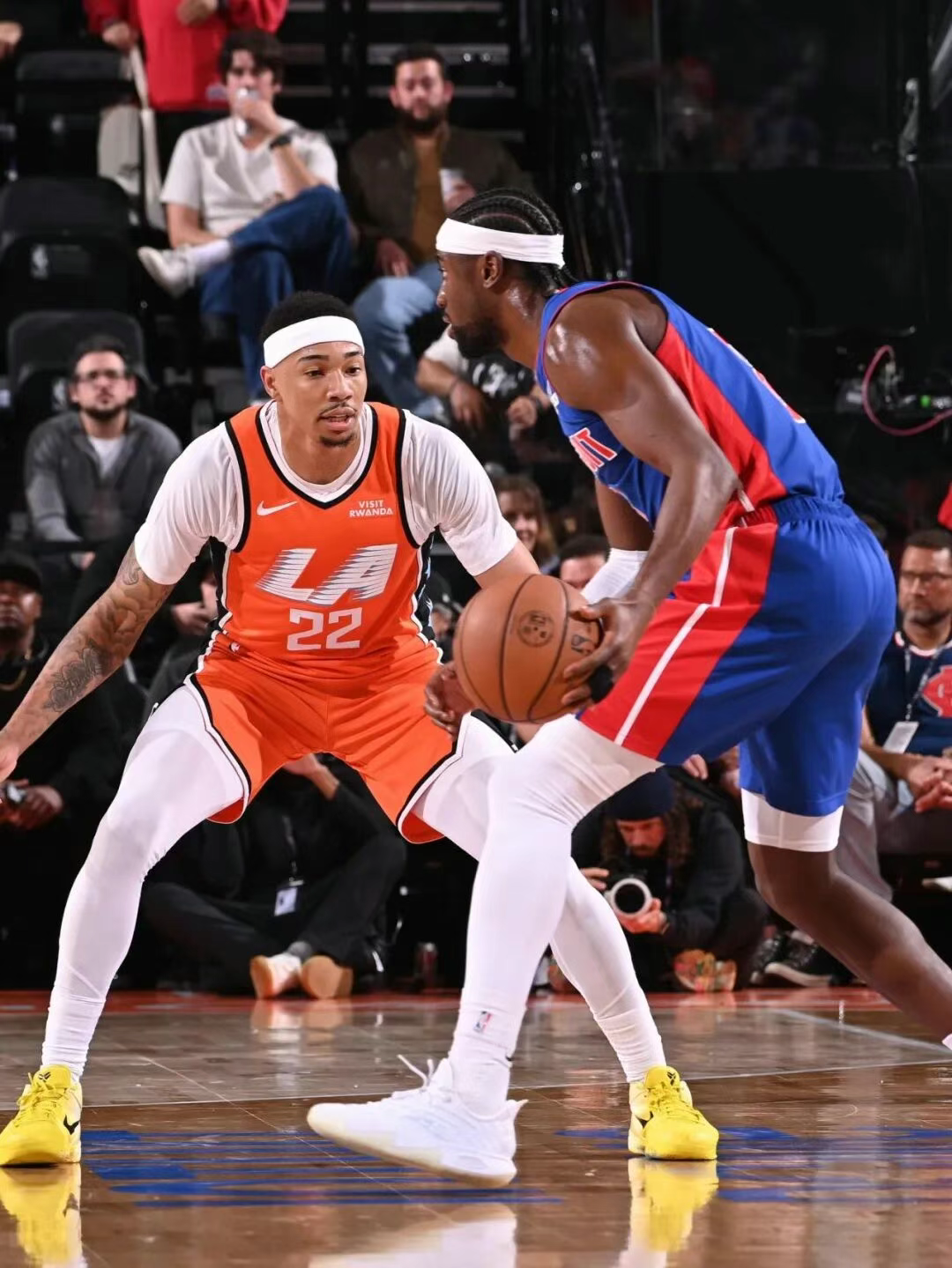 开云Kaiyun官网入口-逆袭成功!48顺位+年薪63万,场均15分啊,快船真捡到宝了